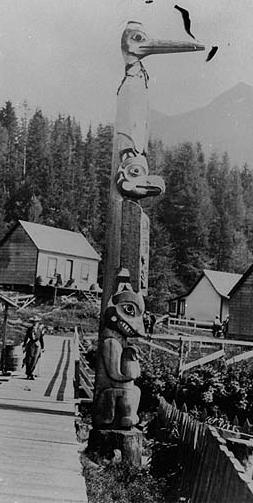 A Tlingit totem pole in Ketchikan ca. 1901