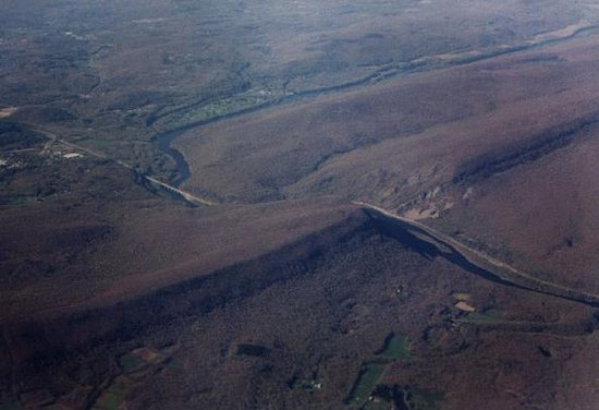 The Delaware Water Gap, viewed from the air, looking north.