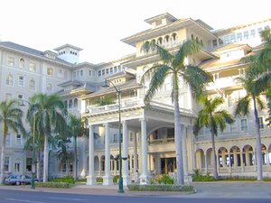 Moana Hotel, also known as the "First Lady of Waikīkī" was opened in 1901. It is the flagship of Sheraton Hotels and Resorts Hawai'i.