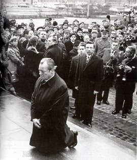  kneeling at the Warsaw Ghetto Memorial. Acts of contrition on the part of  such as this have further exacerbated Chinese and Korean disappointment at Japanese responses to World War II atrocities.