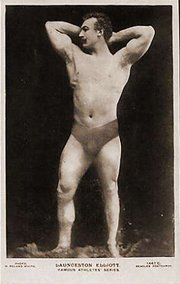 Launceston Elliot, winner of the one-armed weightlifting event, was popular with the Greek audience, who found him very handsome.
