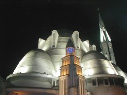 Sainte Jeanne d'Arc at night