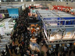 A crowded exhibition hall during CeBIT 2000.