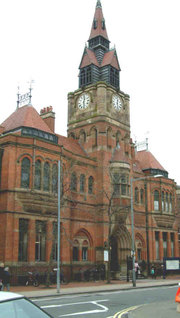 Photo of the frontage of the Museum and Central Library on the Wardwick in Derby