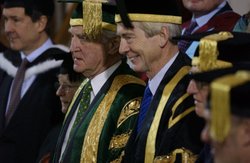 Chancellor Sir Crispin Tickell (left), Vice-Chancellor Professor David Melville (right)