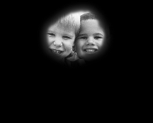 Image:Human_eyesight_two_children_and_ball_with_retinitis_pigmentosa_or_tunnel_vision.png
