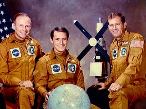 Skylab 4 crew portrait (L-R: Carr, Gibson and Pogue)