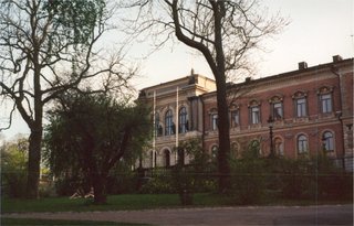The neo-renaissance main University building in the University Park, Uppsala (completed in 1887).