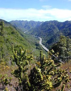 Interstate H-3 in Halawa Valley looking towards the 