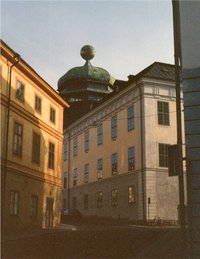 Gustavianum, the former main building of the university, built 1622-1625 and named after King . It is now a museum (Museum Gustavianum). Under the cupola is the , added to the building in the mid 17th century by , professor of medicine and amateur architect, among other things.
