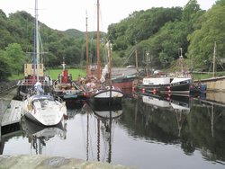 boats in Crinan Canal Basin