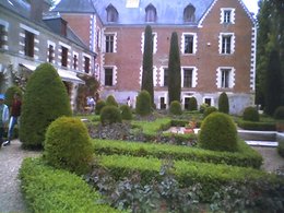 The mansion Clos Luc and garden