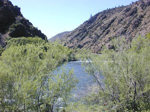 Klamath River in the high desert country of Northern California