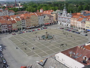 Česk Budějovice boasts a beautiful town square: Naměstí Přemysla Otakara II (Přemysl Otakar II Square). It is the only perfectly square naměstí in the Czech Republic.