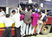 Footboarding in . Photo downloaded from :The Hindu (http://www.hinduonnet.com) through Google search