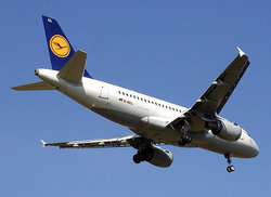 Winglets on a Lufthansa  , best seen on the magnified picture
