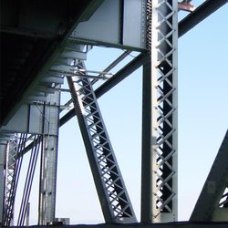 Obsolete riveted lattice beams (eastern span, similar to those that were on western span)