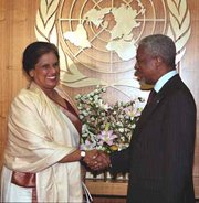 Mrs. Chandrika Kumaratunga with UN secretary general Kofi Annan