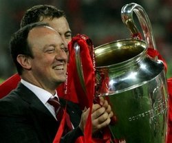 Rafael Benitez holds the Champions League trophy shortly after Liverpool defeated AC Milan in the 2005 final.