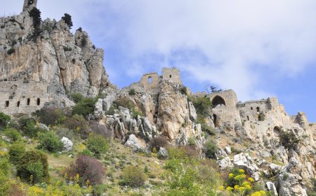 Cyprus for Students: Geography, Culture, and History of a Mediterranean Island