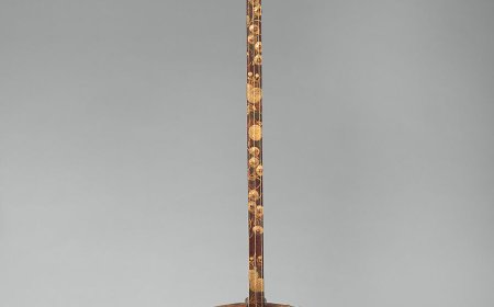Shamisen Facts for Students Japan's Traditional Three-String Instrument