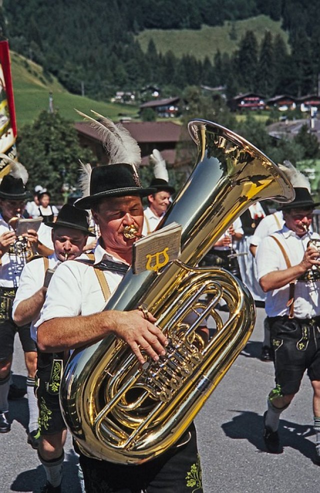 Tuba Facts for Students & Its History