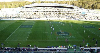 Canberra v Newcastle, Canberra Stadium, 19-Mar-2005.