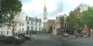 Clerkenwell Green and St James' church