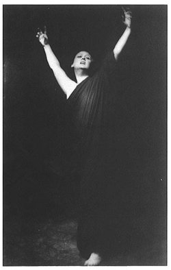picture of Isadora Duncan - Source: Library of Congress 