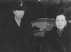 Eleanor Roosevelt and Mme Chiang Kai-shek, 1943